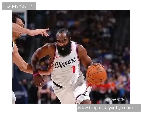 掘金与快船常规赛对决精彩回顾与赛季展望分析